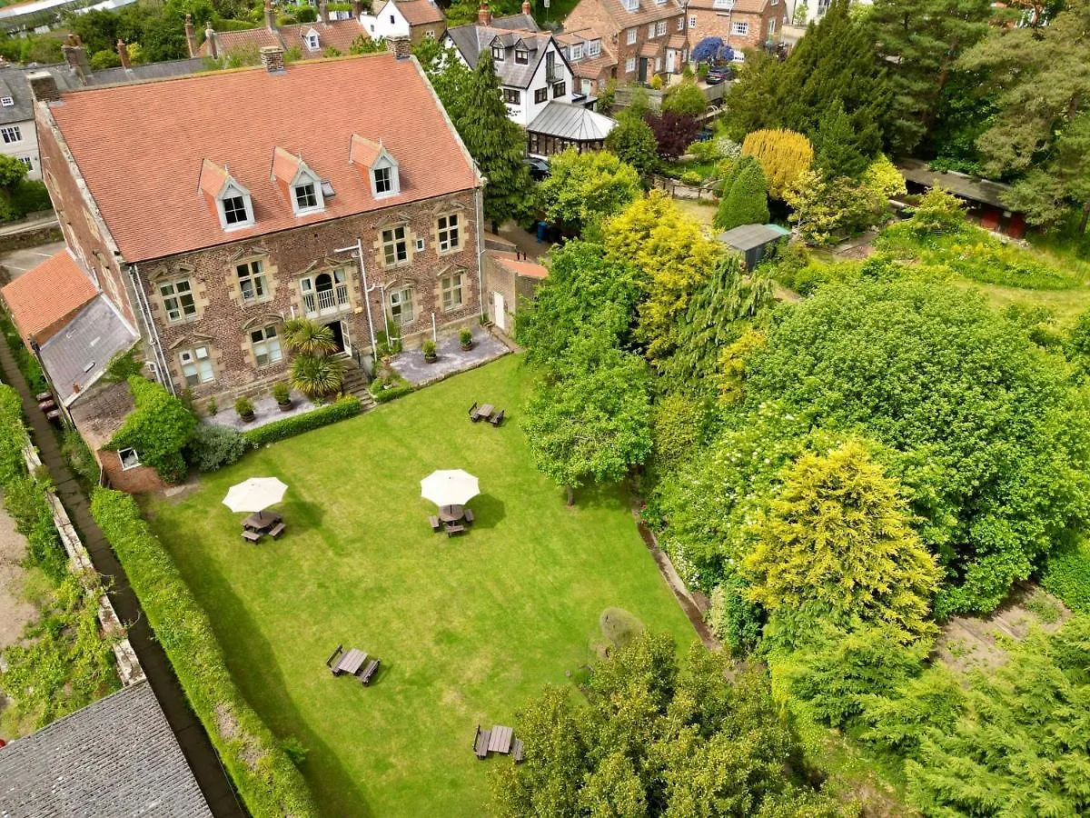 Ruswarp Hall - Whitby (Adults Only) Gæstehus